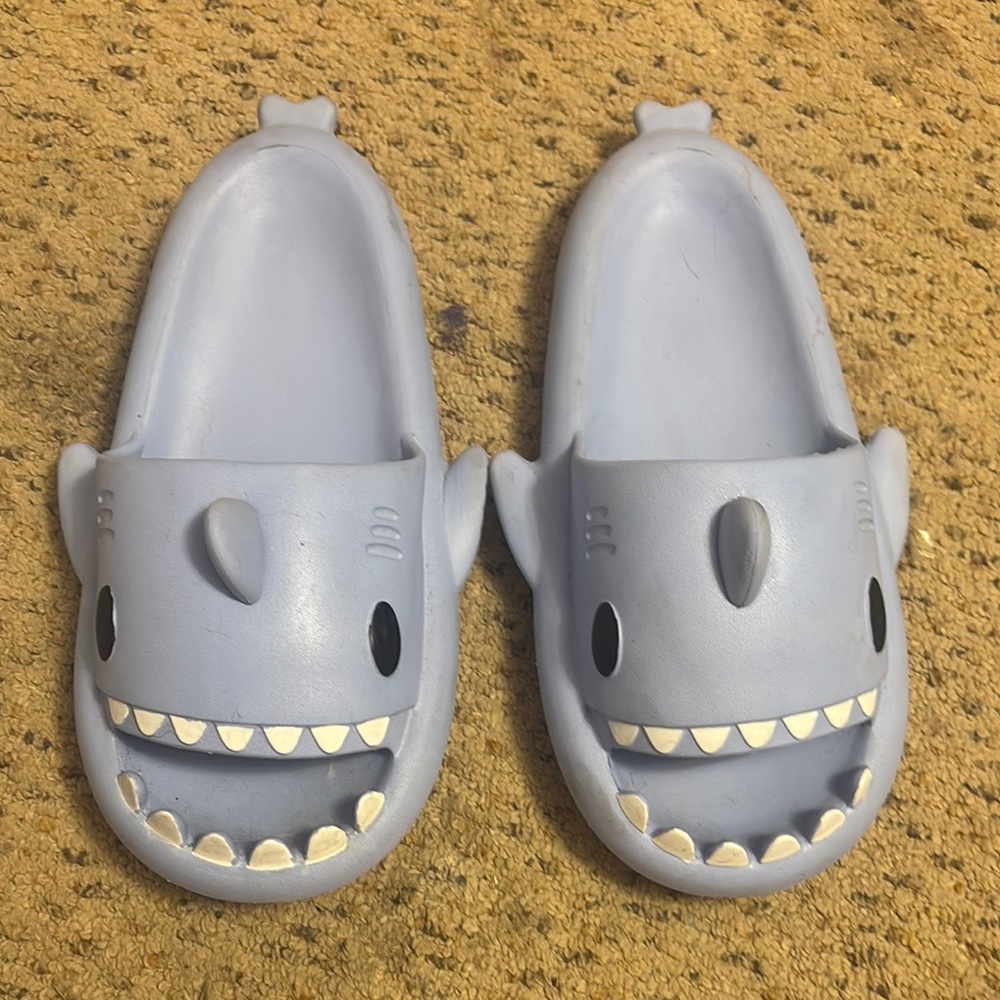 Cute Shark Slippers in Light blue in size 11